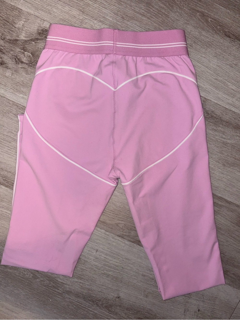 ALO Yoga Pink Cropped Crew Sweatshirt with matching leggings - Picture 4 of 4